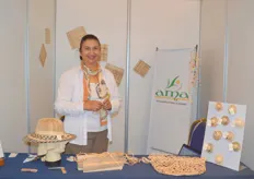Ama are a group of local Ecuadorian women who weave products like hats and bags from banana leaves.